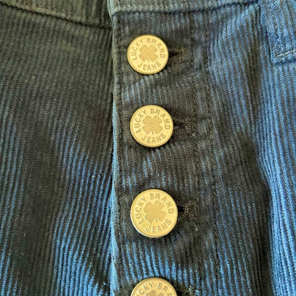 Lucky Brand Bridgette Crop Flare in blue corduroy. Size 28 (6) - Picture 5 of 10